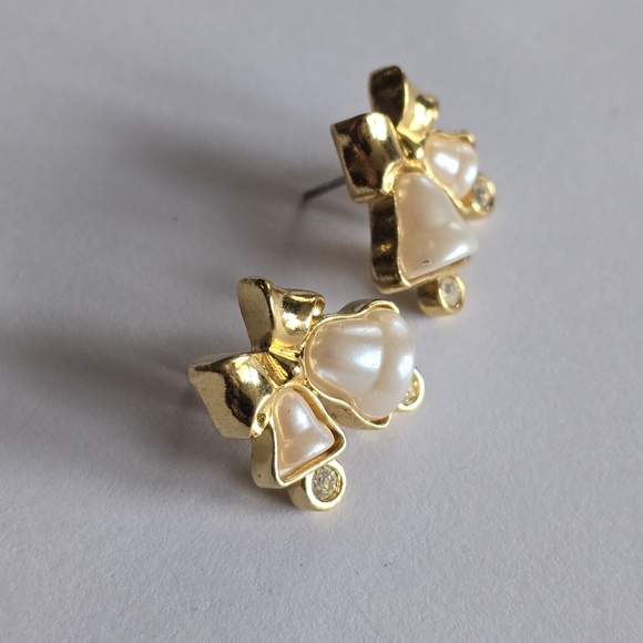 Vintage bell earrings gold tone bow pearlized pearlcore - Picture 6 of 10